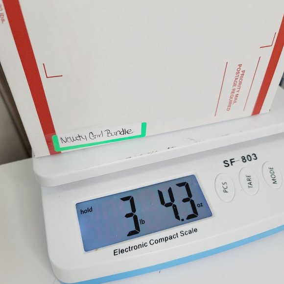 Brown Kitschy "Naughty Girl" Eclectic Curated Bundle | 6 Pieces - Picture 12 of 12